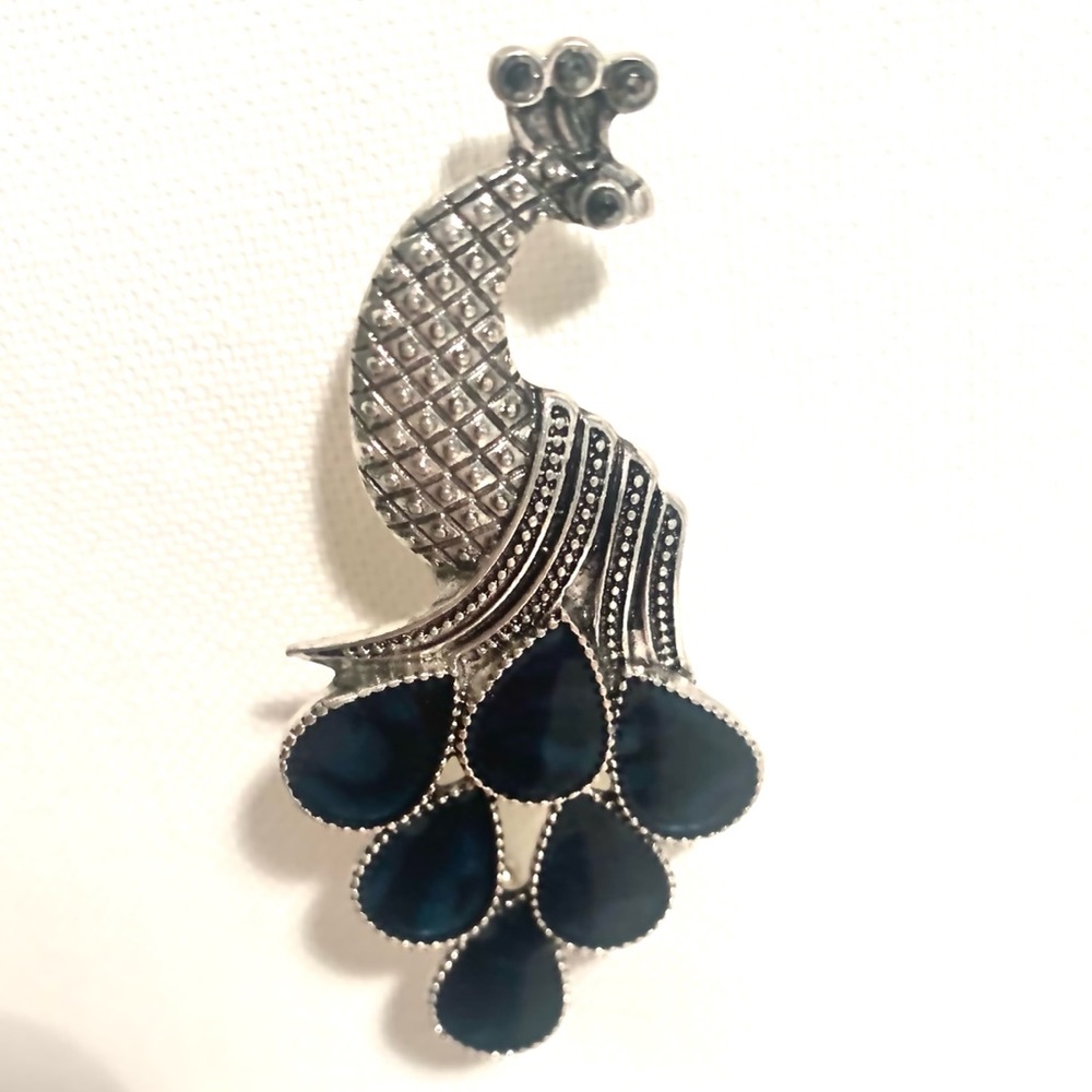 Vintage Peacock Pin